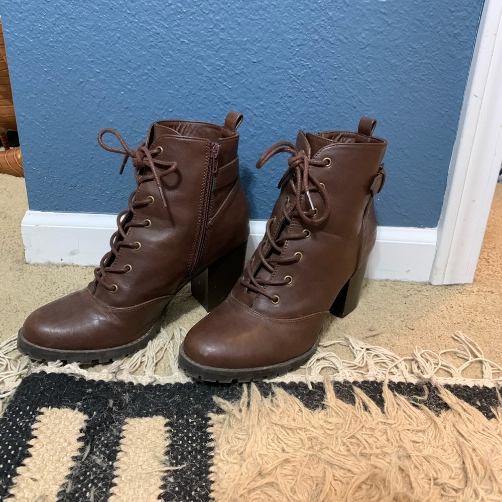 Women’s booties